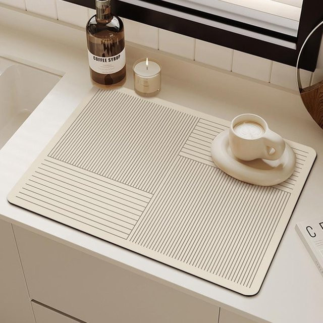 DHDH Rutschfeste Küchenmatte aus Silikon in Beige, super absorbierend als Untersetzer für Kaffeemaschinen und zum Schutz der Arbeitsplatte, B/T: 60 x 50 cm - Bild 1