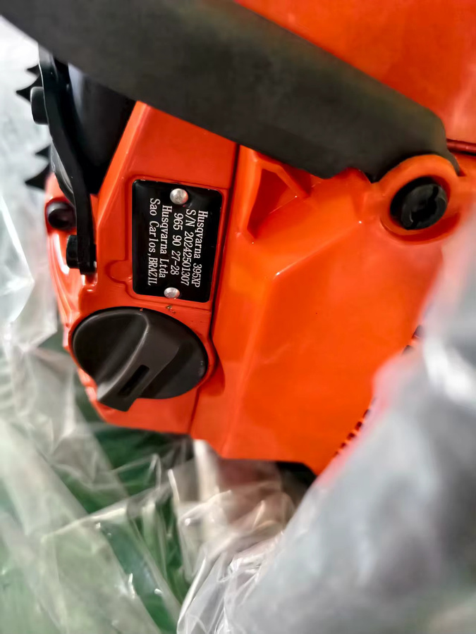 Husqvarna Kettensäge 395XP 369XP in Orange mit 5,2 kW und 24-Zoll Führungsschiene für die Baumfällung - Bild 3