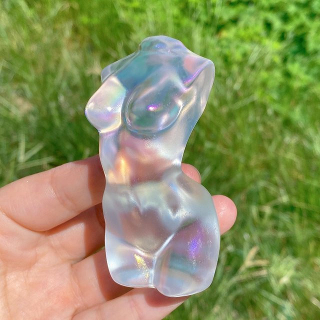 CrystalHola Rainbow Aura Crystal Goddess Quarzkristall-Statue in Multicolour, 4 cm - Bild 1