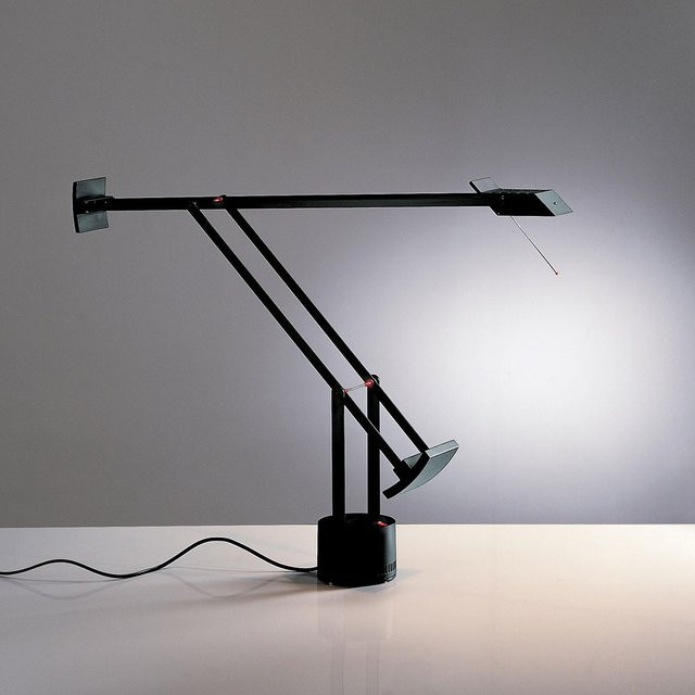 Artemide Tizio 35 Tischleuchte Schwarz aus Aluminium und Kunststoff für Büro und Homeoffice - Bild 1