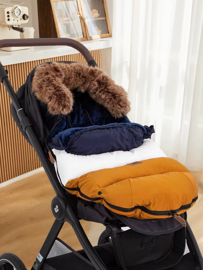 HOUSBAY Kinderwagen Fußsack für 0–24 Monate in Marineblau, Weiß und Braun mit abnehmbarem Pelzkragen und Patchwork-Design - Bild 7