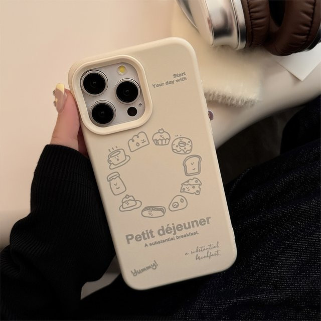 Stoßfeste Handyhülle mit koreanischem Cartoon-Design und französischem Brotmuster für Apple iPhone 16 Plus, 15, 14, 13, 12 Pro Max in Beige - Bild 1