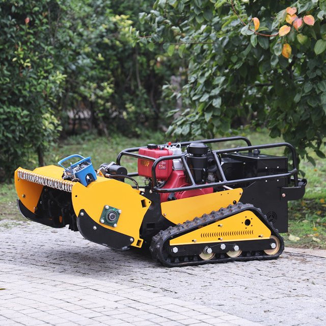 AIWEIYA Selbstfahrender All-Terrain-Rasenmäher mit Raupenantrieb und Fernbedienung in Gelb - Bild 1
