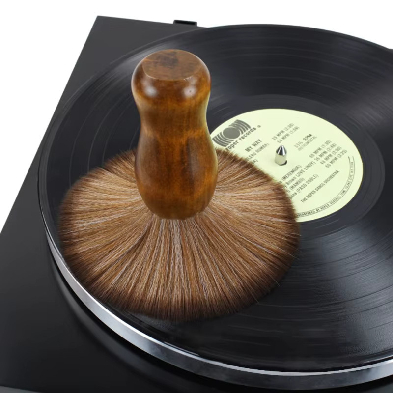 Antistatischer Schallplatten-Staubentferner und Reinigungsbürste für LP-Vinyl-Platten und Tonabnehmer in Braun - Bild 3
