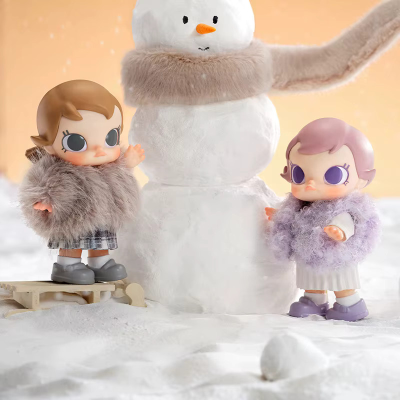 POP MART Baby Molly Winter Fit Check Serie, Vinyl-Plüsch-Anhänger Blindbox - Bild 1