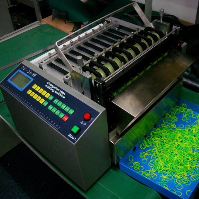 KOTUMY Vollautomatische Schneidemaschine für Wärmeschrumpfschlauch, Silikon- und PVC-Schläuche in Blau - Bild 1