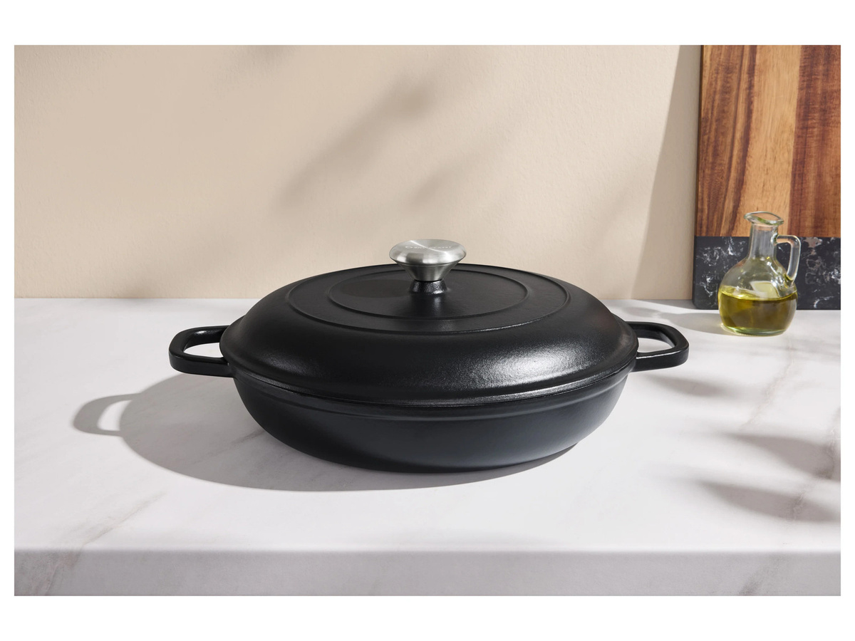 SILVERCREST Premium-Gusseisenservierpfanne aus emailliertem Gusseisen, Schwarz, Durchmesser: 30 cm - Bild 2