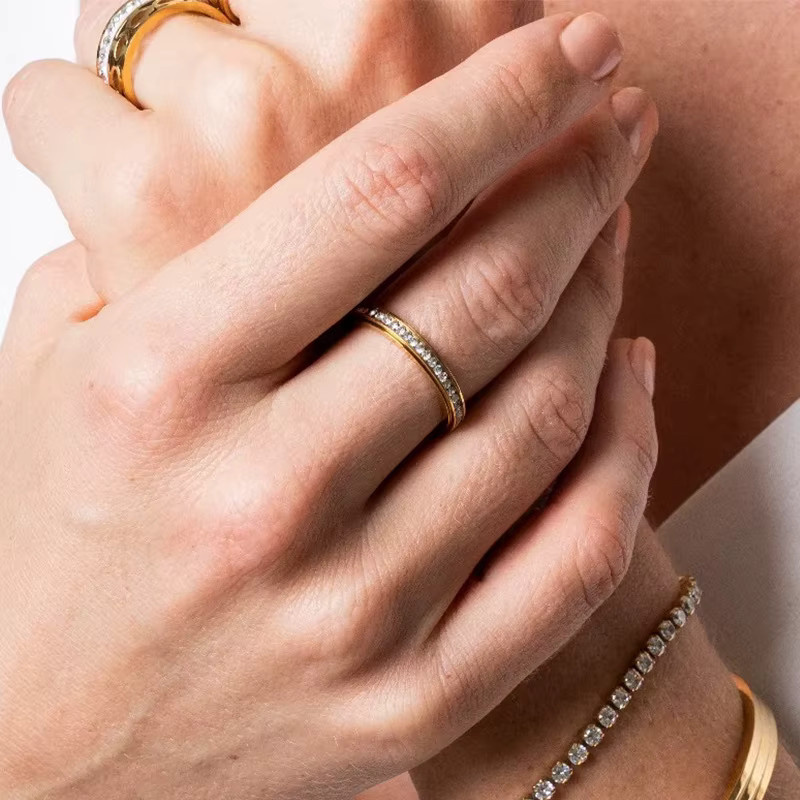 CARLIDANA Finger-Spinner-Ring, Titan, Gold, Zirkonia, Damen - Bild 2