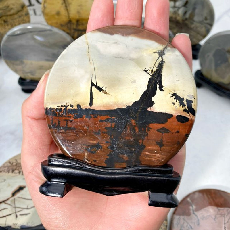 Hochwertiges Naturstein-Ornament mit chinesischer Landschaftsmalerei in Mehrfarbig - Bild 1