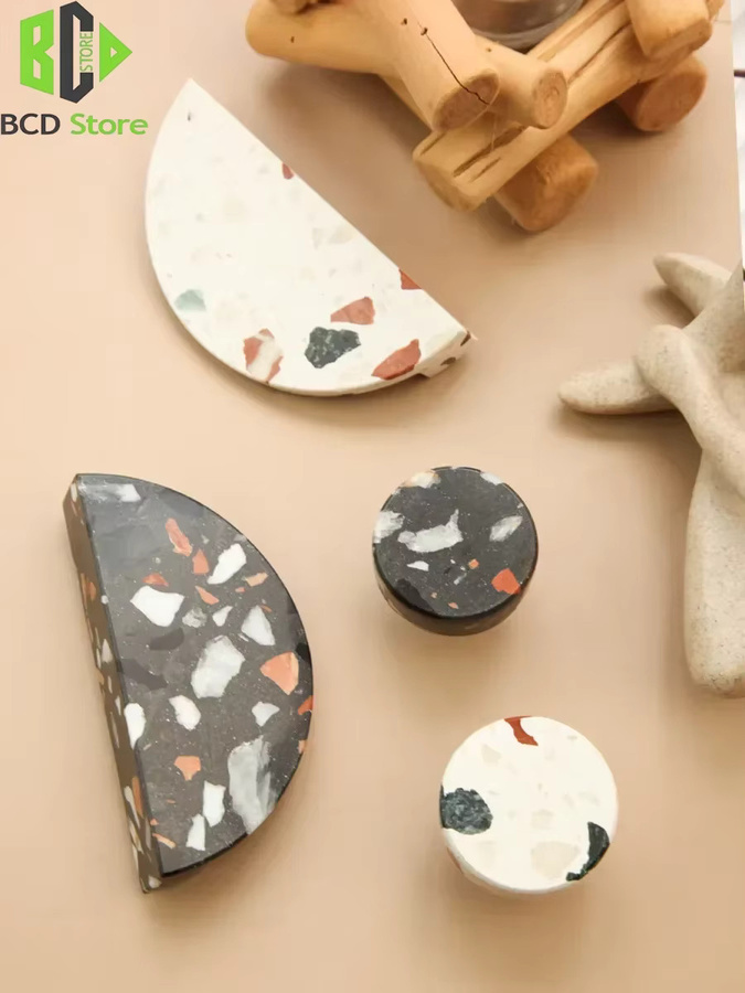 BCD Runde Möbelknöpfe aus Messing und Marmor in Weiß und Multicolour für Küchenschränke und Schubladen - Bild 1