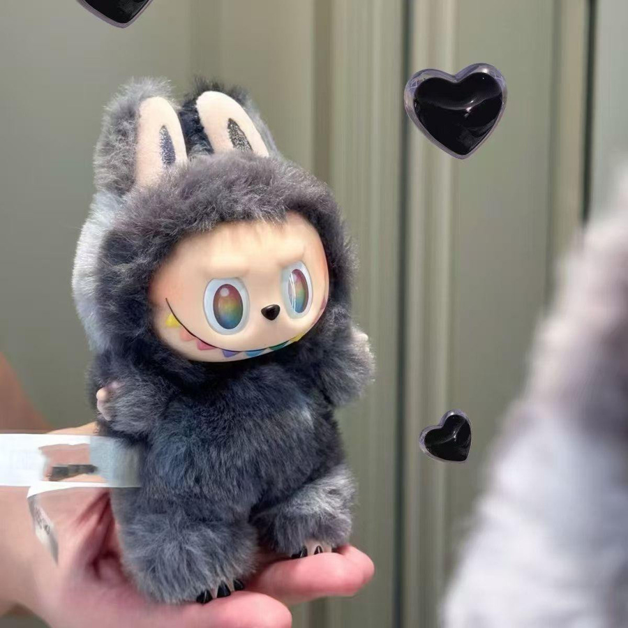 Labubu Plüschtier Puppe grün - Bild 1
