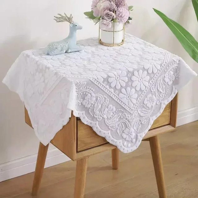 JINGYUE Pet Häkel-Tischdecke in Weiß mit floralem Design, quadratisch, B/T: 90 x 90 cm - Bild 1