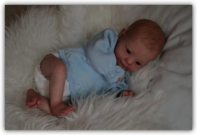 NPK Reborn Baby Puppe Felicia Lebensechte Soft Touch Neugeborene Puppe in Blau - Bild 1