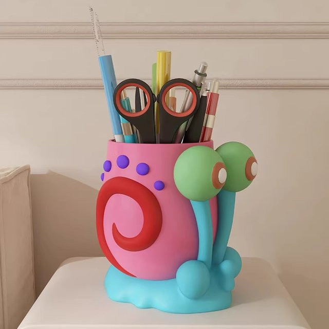 Multifunktionaler Schnecken-Stifthalter aus Kunstharz in Multicolor als lustiger Schreibtisch-Organizer und Deko-Geschenk - Bild 1