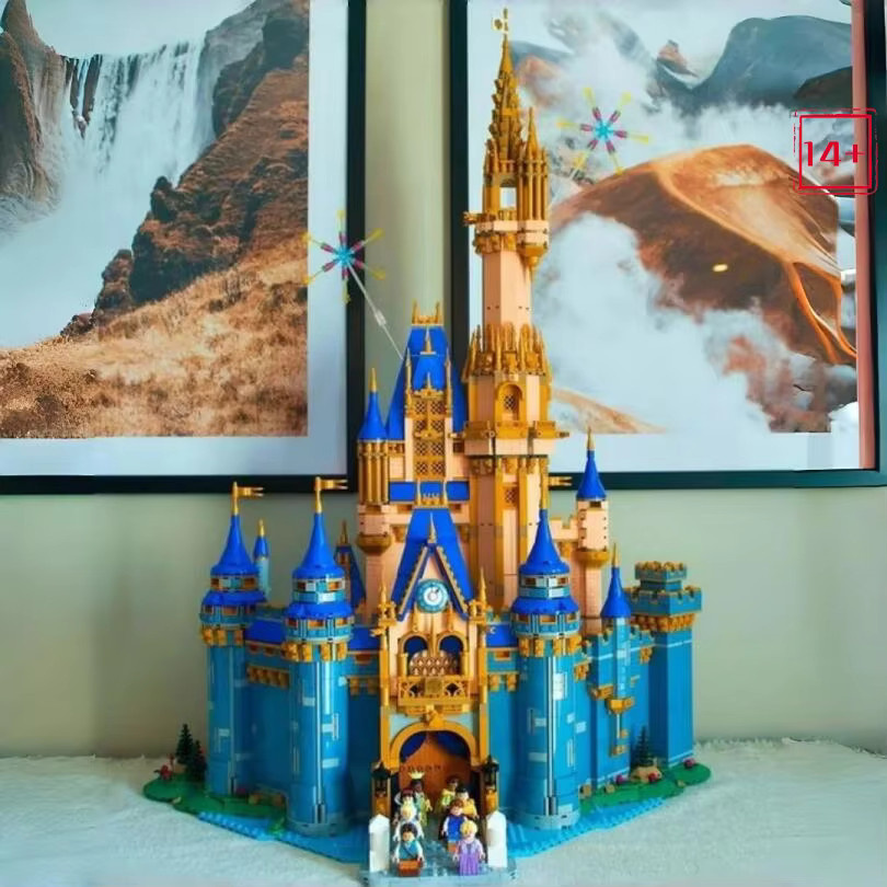 Disney Schloss und Umgebung Bausteine, 4837 Teile, ab 14 Jahre - Bild 4