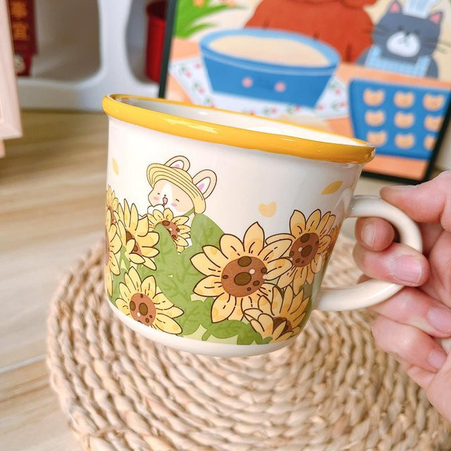 Keramiktasse mit Blumen-Häschen-Design von Yiran bag, weiß, 320 ml - Bild 1