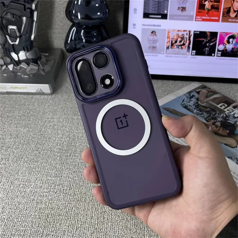 Luxuriöse MagSafe Magnethülle aus weichem Silikon für OnePlus Modelle in Grau und Lila mit Kameraschutz - Bild 2