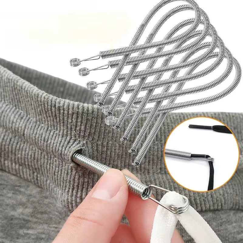 Silberner Kordelzug Einfädler Clip aus Metall für Hosen und Hoodies als DIY Nähen Zubehör - Bild 2