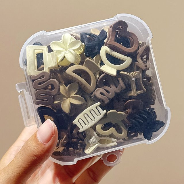 Beige kleine Clips aus Kunststoff für Mädchen als süßes Accessoire in verschiedenen Packungsgrößen - Bild 1