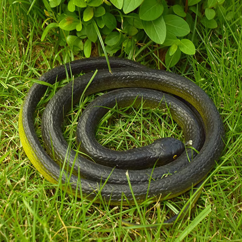 Meade Bionic Snake, Weiche Gummi Schlange, Outdoor Dekorationen - Bild 3