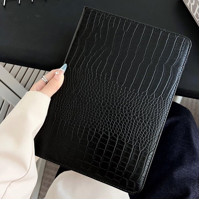 Leder-Klapphülle mit Krokodillederprägung für iPad Air, iPad Pro und iPad Mini in Schwarz - Bild 1