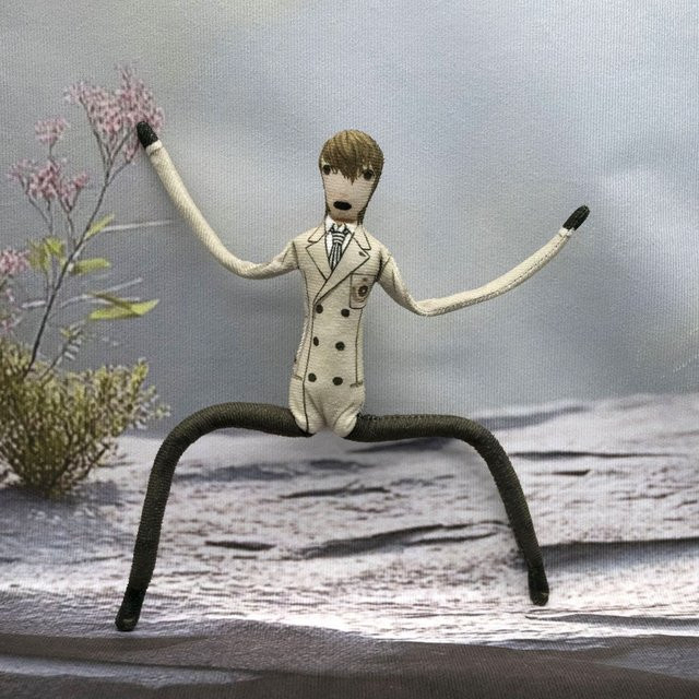 Persona Tohru Adachi, Plüschfigur, beweglich, ab 14 Jahren - Bild 1