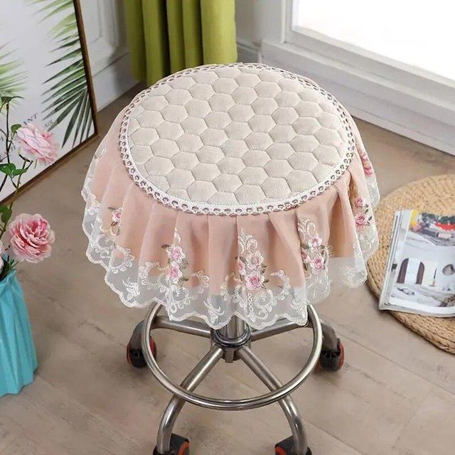 BC-Warm Home Rundes Sitzkissen aus Plüsch in Beige, Durchmesser: 35 cm - Bild 1