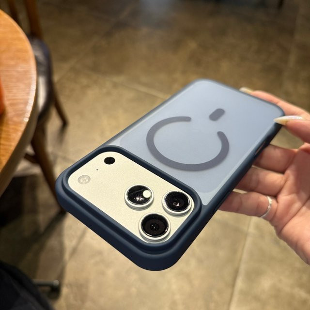 Apple Armor Schutzhülle mit MagSafe für iPhone 17 Air, 16, 15, 14, 13 Pro Max Plus, matt und glatt, magnetisch, Schwarz und Blau - Bild 1