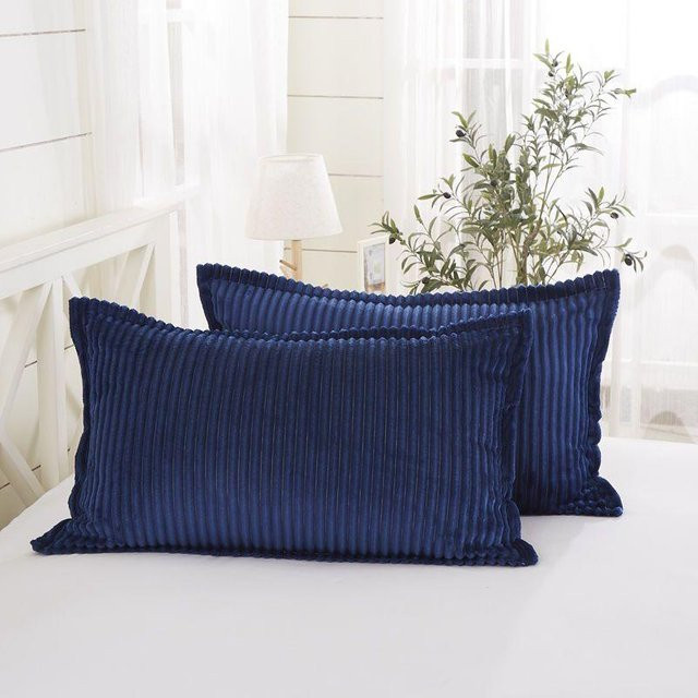 WTEMPO Fleece-Kissenbezug Set aus warmem Flanell und Korallensamt in Navy Blau, B: 74 cm, H: 48 cm - Bild 1