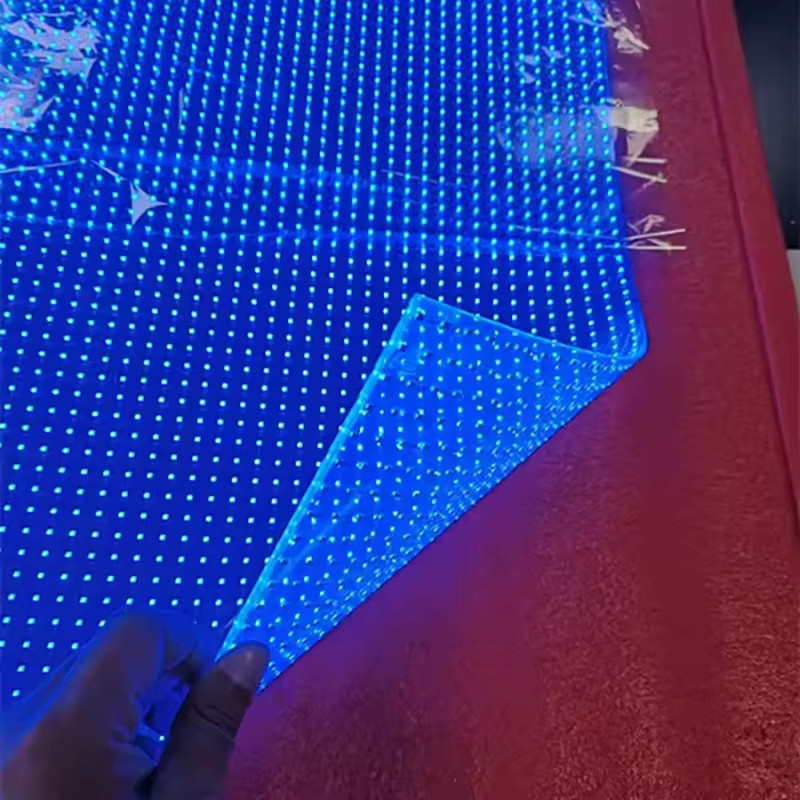 OIMG Transparenter LED-Film für Glas als weicher Werbe-LED-Bildschirm - Bild 3
