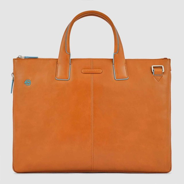 Piquadro Blue Square schmale und erweiterbare Laptoptasche für 15.6 Zoll mit Tabletfach in Sabbia Sahara - Bild 1
