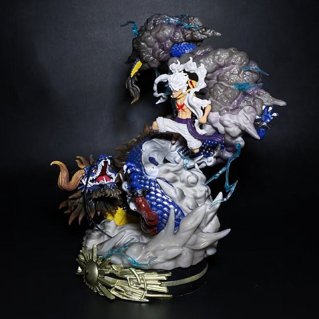 One Piece Nica Ruffy vs Kaidou Anime Figur von Bandai, handgefertigte PVC Statue in Multicolor für die Tischdekoration - Bild 1