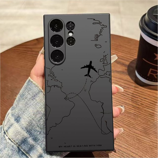 Handyhülle mit Airplane Route Design für Samsung Galaxy S25 S24 S23 S22 S21 S20 S10 Note 20 10 Lite Ultra Plus FE 4G 5G in Schwarz - Bild 1