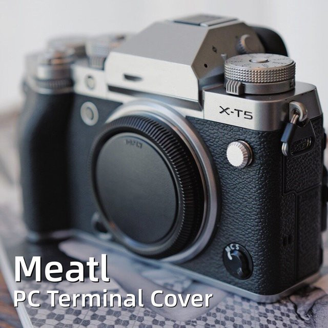Fujifilm PC-Sync-Anschlussabdeckung aus Metall als Staubschutzkappe in Rot und Schwarz für Fuji XT2 XT3 XT4 XT5 X-H1 GFX50S GFX50 Kamera-Zubehör - Bild 1