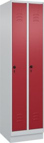 C+P Spind Classic PLUS Garderobenschrank mit Sockel, 2 Abteile, Grau und Rot, H x B x T: 195 x 50 x 50 cm - Bild 1