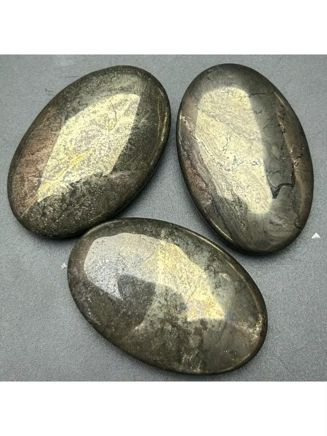 Ovale Ornamente aus natürlichem Pyrit von CrystalHola in Gold, polierte Rohsteine zur Dekoration für dein Heim oder Büro - Bild 4