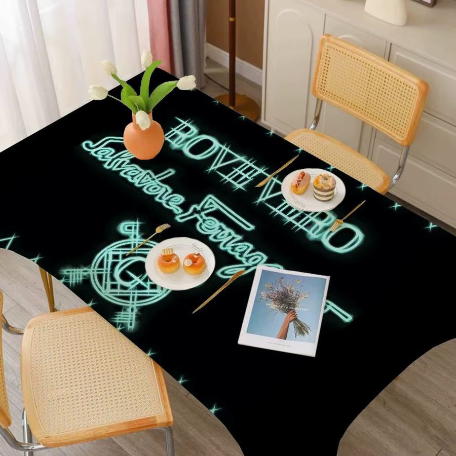 F-Ferragamos Rechteckige Tischdecke mit Print für Bauernhaus, Hochzeit und Party - Bild 2