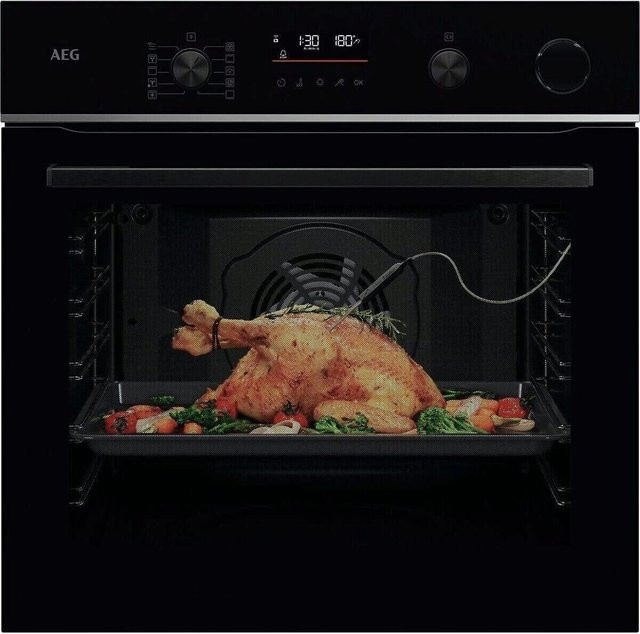 AEG Einbau-Dampfbackofen TR6PB53FSB in Schwarz mit Pyrolyse, Heißluftgrill und Smart Home Integration, Breite: 59,6 cm - Bild 1