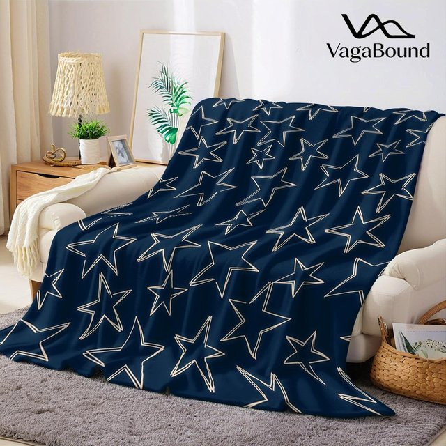 Gemütliche Flanell Decke mit Sternen und Goldrand in Marineblau von JMG Household Supplies, B/B: 100 x 150 cm - Bild 1