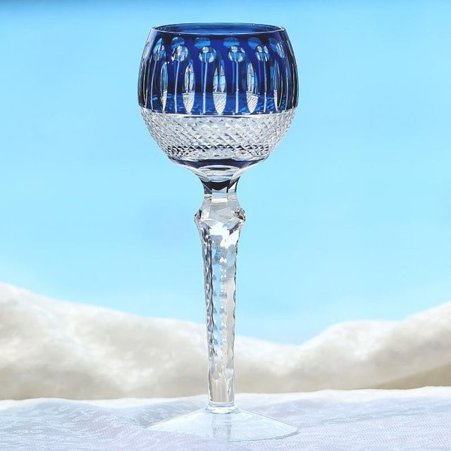 Handgefertigte Edo Kiriko Weingläser mit geometrischem Schliff in Mehrfarbig und Blau, Kelch und Champagnerflöte, Füllmenge: 140 ml - 230 ml - Bild 1