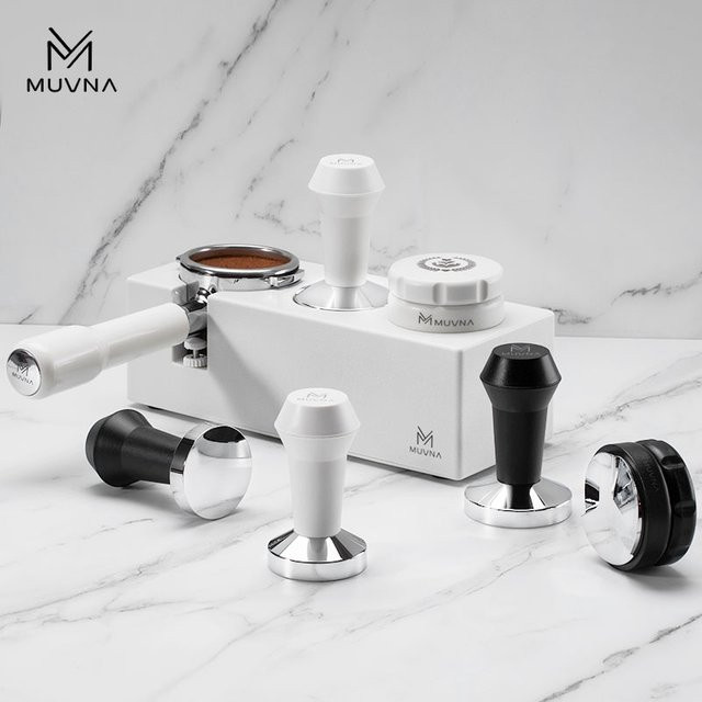 MUVNA Espresso-Verteiler und Tamper mit Edelstahlboden für professionelle Barista-Kaffeewerkzeuge, Weiß/Schwarz - Bild 1