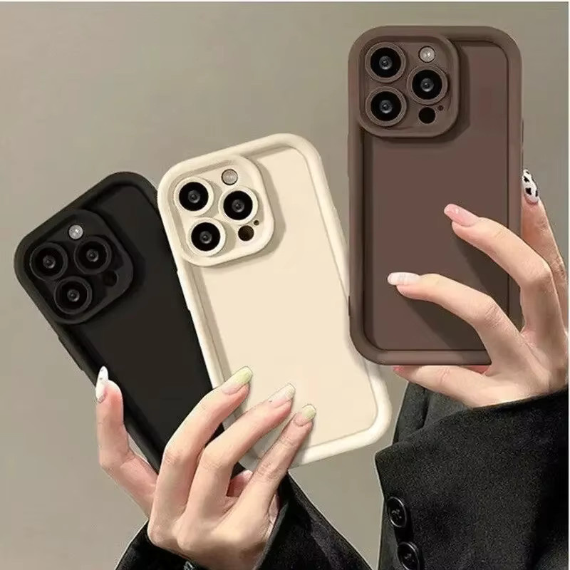 Stoßfeste Gusakov TPU Handyhülle für iPhone in Schwarz - Bild 1