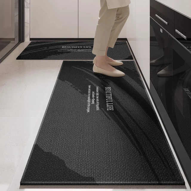 Schwarzer Küchenteppich von facaishu, strapazierfähige und leicht zu reinigende Bodenmatte in modernem Design - Bild 1
