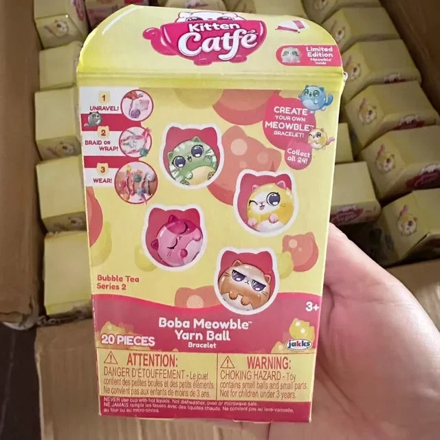 Bandai Cartoon Kätzchen Catfe Meowble Garn Ball, Blind Box Spielzeug, ab 3 Jahre - Bild 1