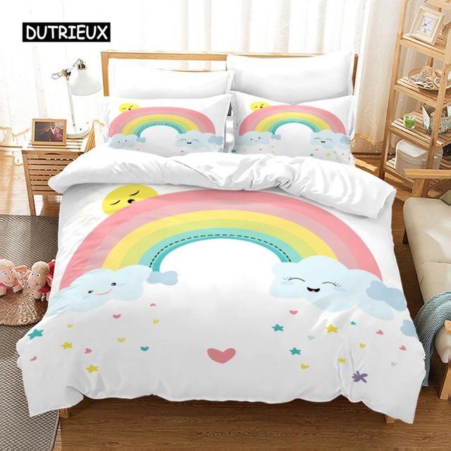 Regenbogen Bettwäsche Set für Baby und Kinder von Binchi Outdoor Product in Pastellfarben mit Bettdeckenbezug und Kissenbezügen aus Mikrofaser, B/H: 150 x 210 cm und B/H: 135 x 200 cm - Bild 1