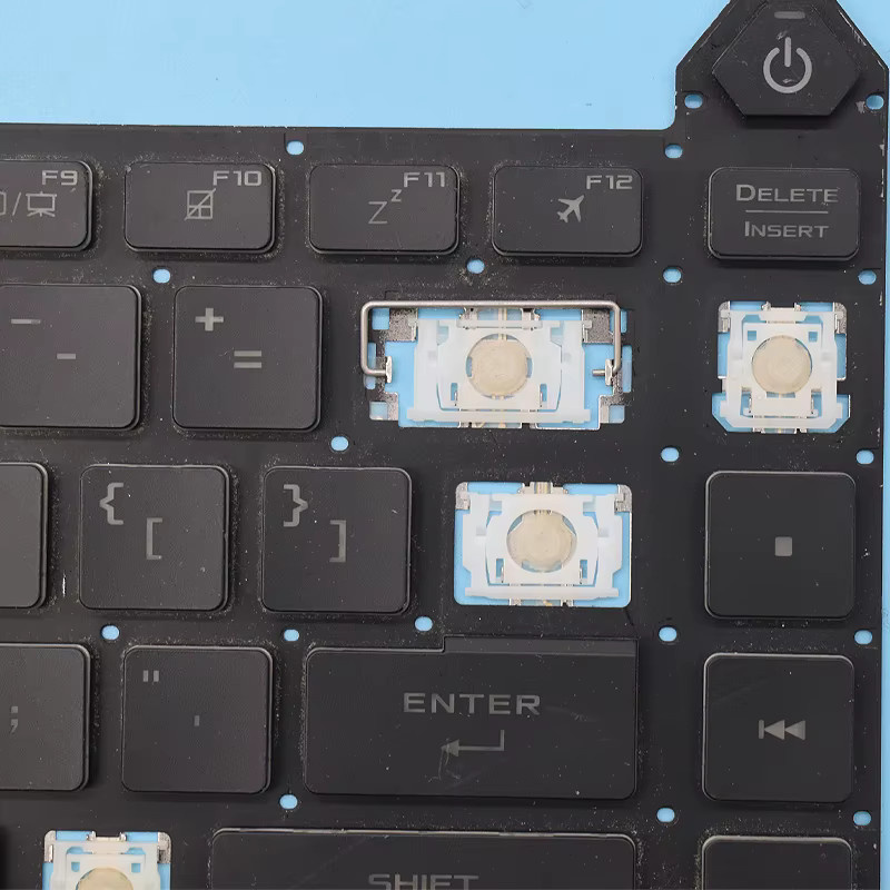 Asus Ersatz-Tastenkappe mit Scherenclip-Buchstabenklappmechanismus für ROG Strix G15 G513 G513Q G513QM G513QY in Schwarz - Bild 5