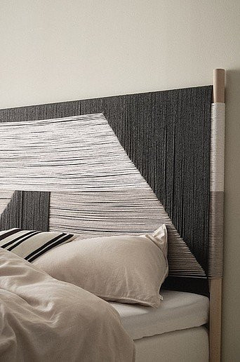 SAYAMA Kopfteil gepolstert aus Stoff und Buchenholz in Beige oder Grau, Breite: 180 cm, Höhe: 130 cm, Tiefe: 190 cm - Bild 1