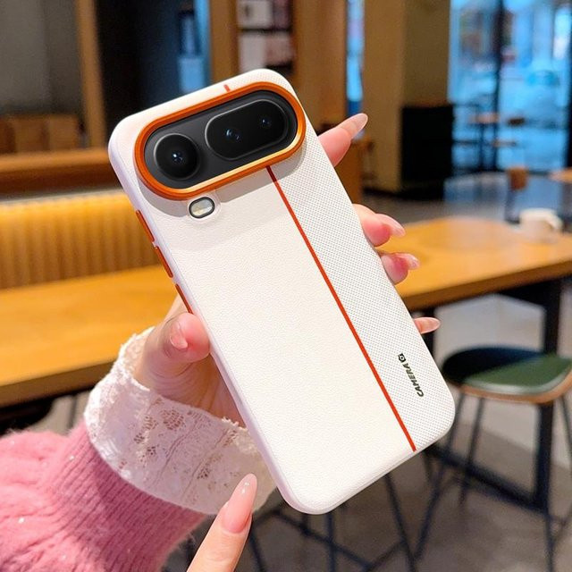 Honor Magic 8 Pro Air Schutzhülle aus PU-Leder in Orange mit farblich gespleißtem Design und ultradünner Bauweise - Bild 1