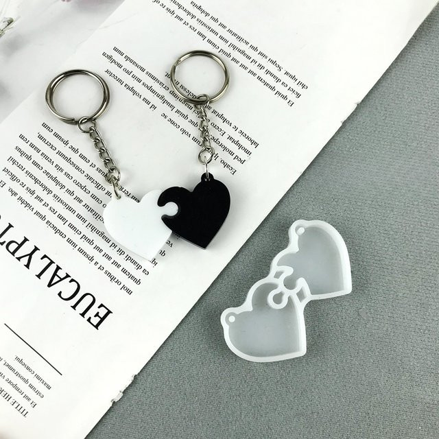 Herzförmige Silikonform für DIY-Schmuck aus UV-Epoxidharz zur Herstellung von Anhängern, Ohrringen und Schlüsselanhängern - Bild 1