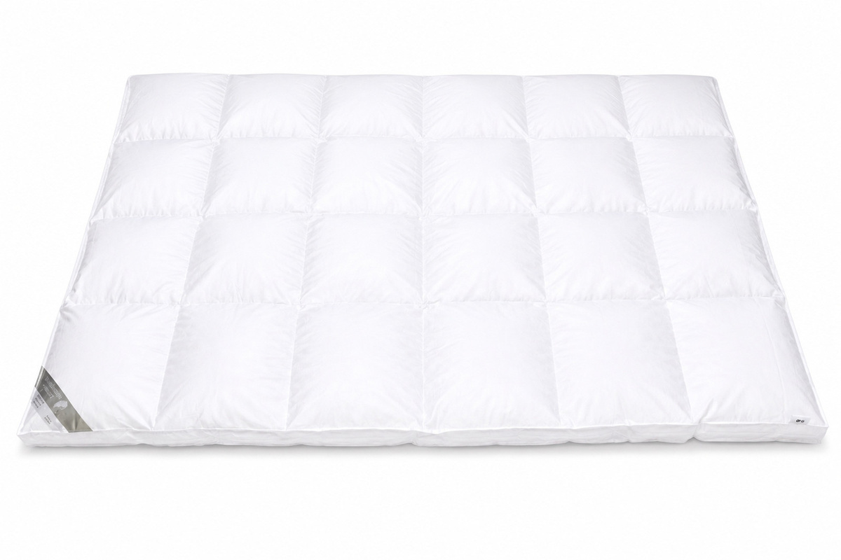 Betten Hofmann Premium Winter Daunendecke mit 4x6 Außensteg, Weiß, B/T: 155 x 220 cm, 8 cm Höhe - Bild 1